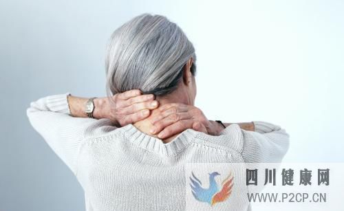 頸椎病是怎么引起的？(圖1)